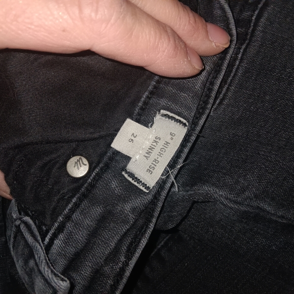 MADEWELL 9" high rise raw hem jeans - Picture 10 of 10